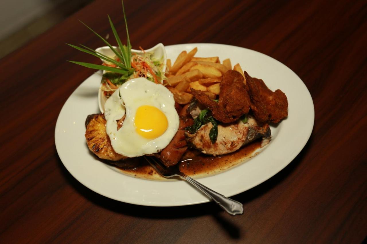Coconut Primitive Hotel เนกอมโบ ภายนอก รูปภาพ
