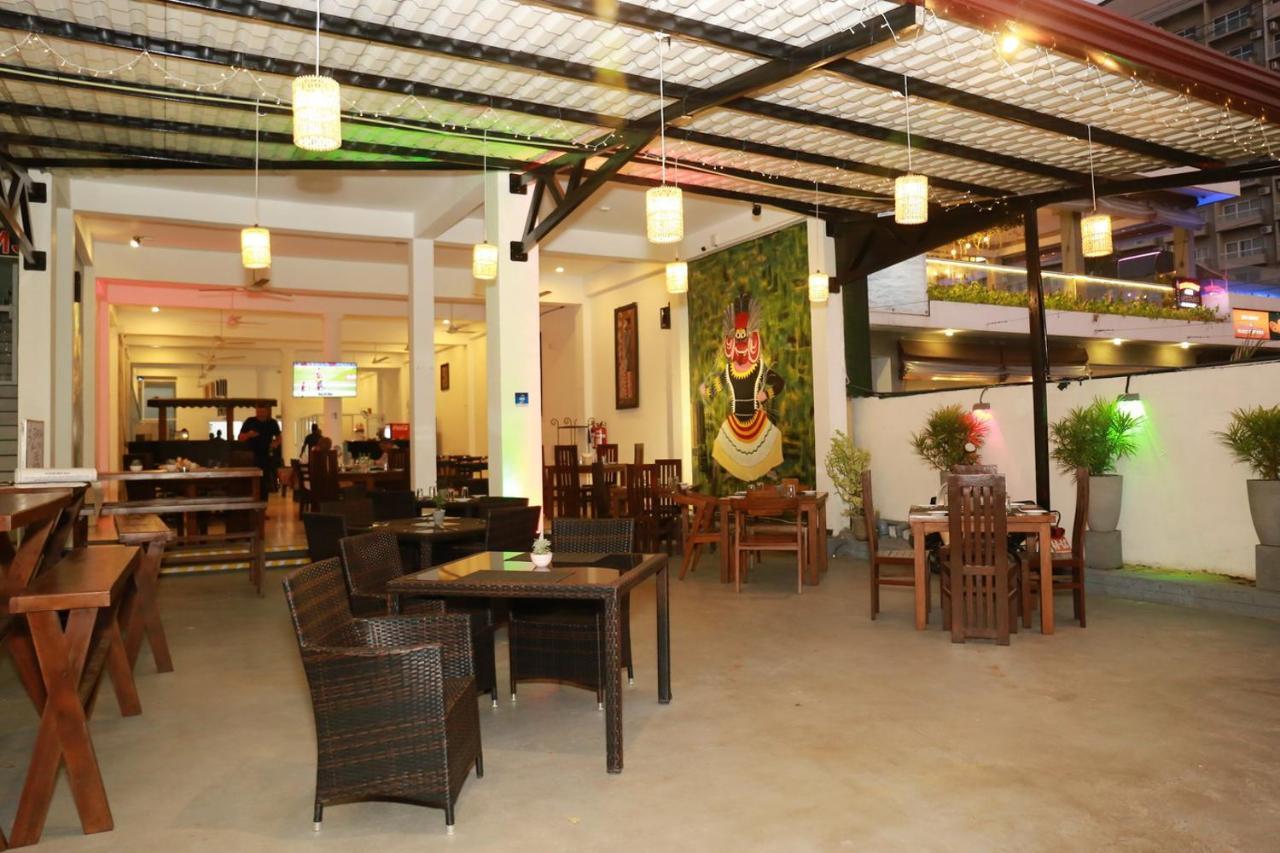 Coconut Primitive Hotel เนกอมโบ ภายนอก รูปภาพ
