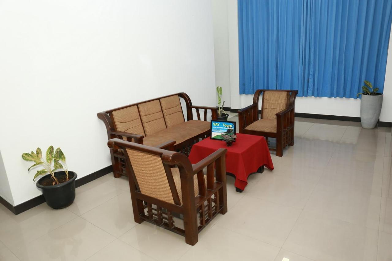 Coconut Primitive Hotel เนกอมโบ ภายนอก รูปภาพ