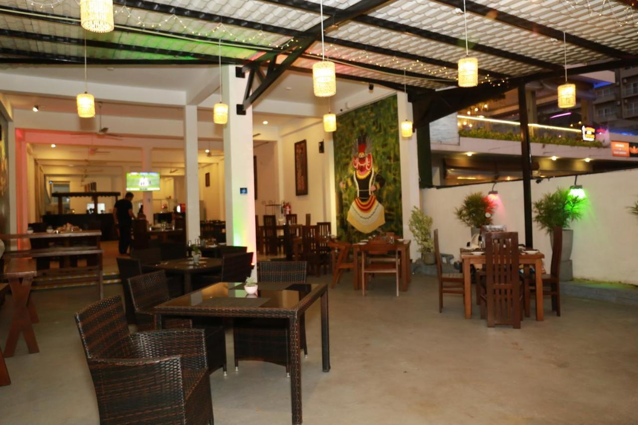 Coconut Primitive Hotel เนกอมโบ ภายนอก รูปภาพ